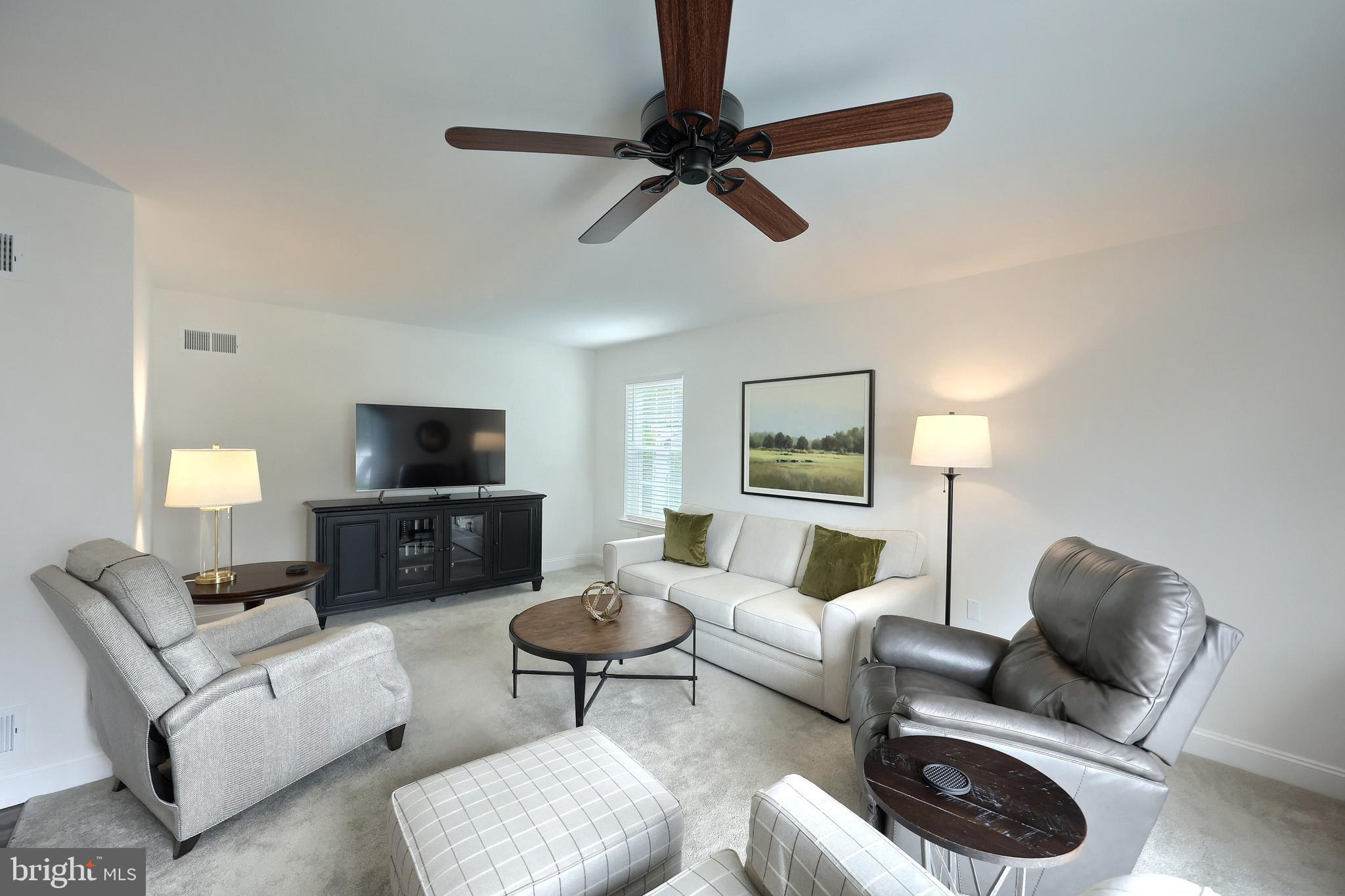 BLOSSOM HILL - Residential