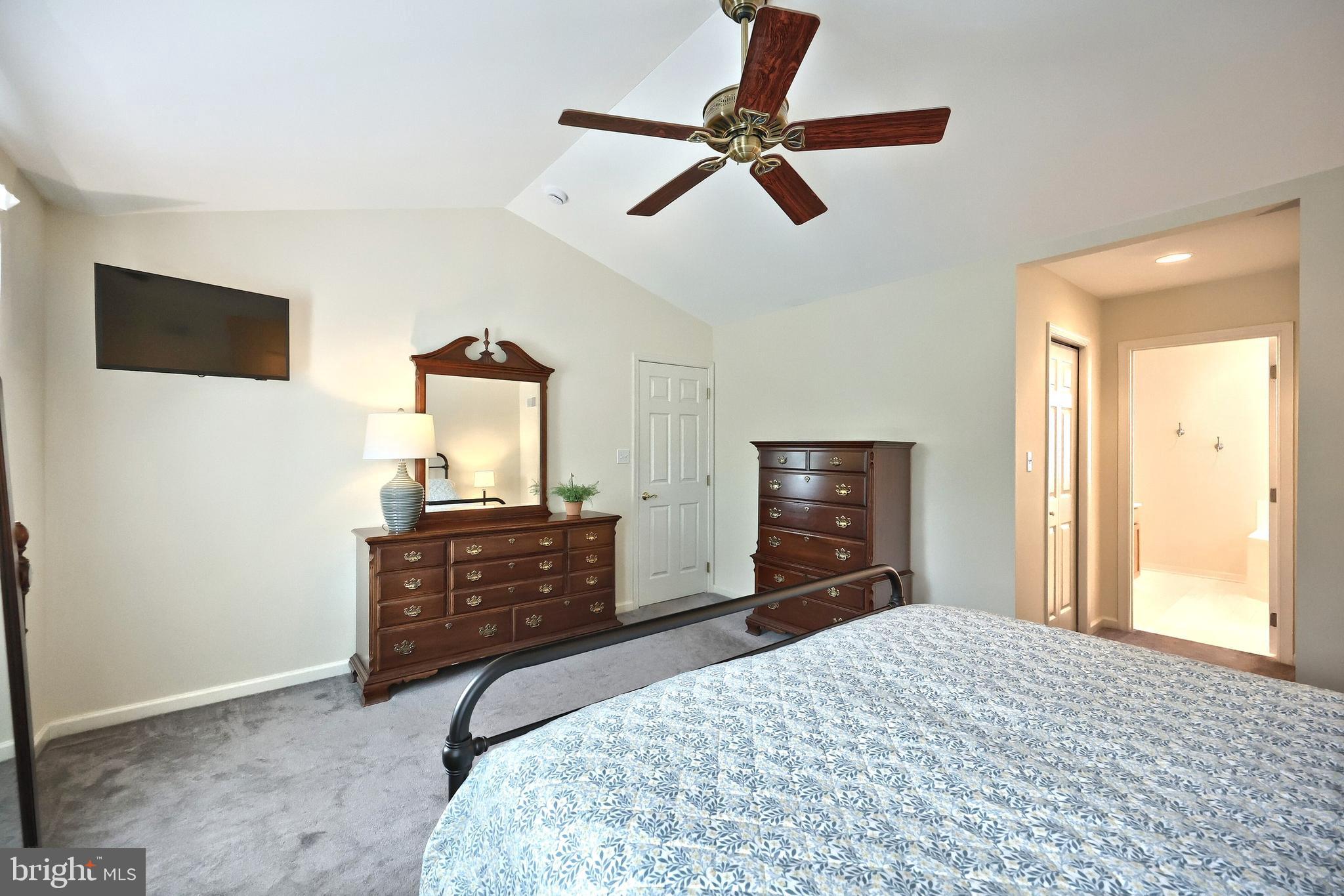 BLOSSOM HILL - Residential