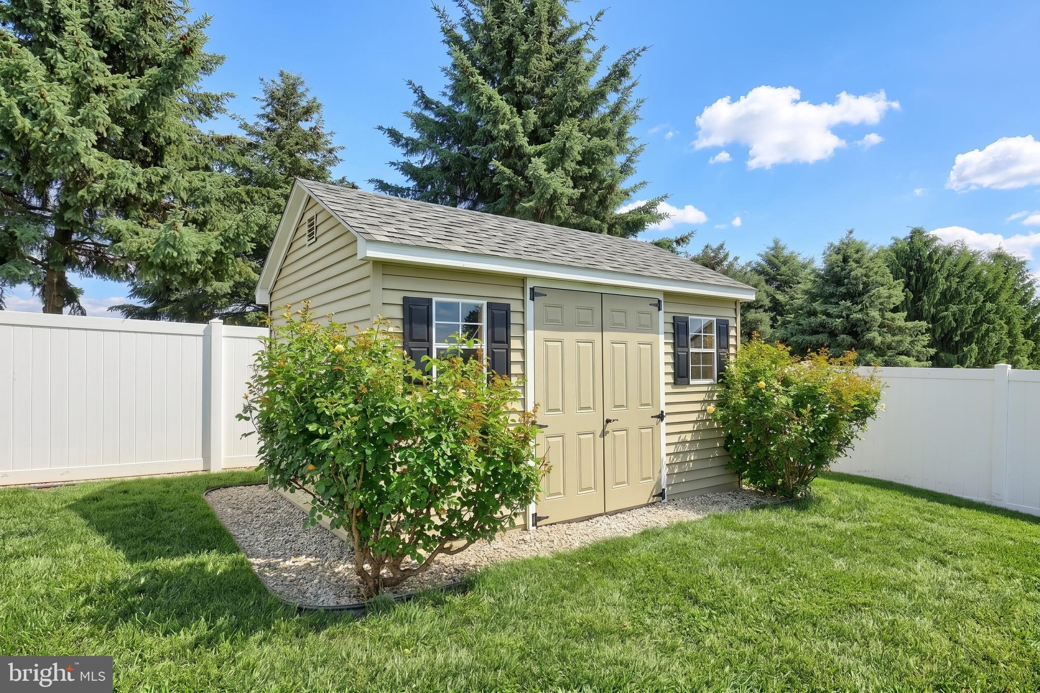 BLOSSOM HILL - Residential
