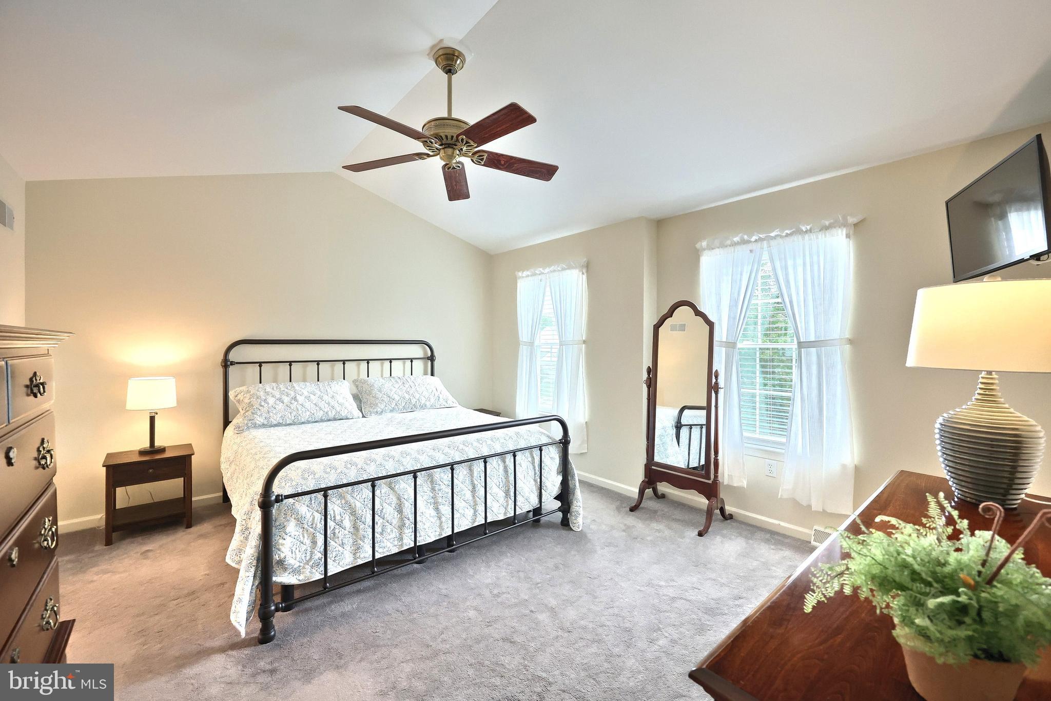 BLOSSOM HILL - Residential