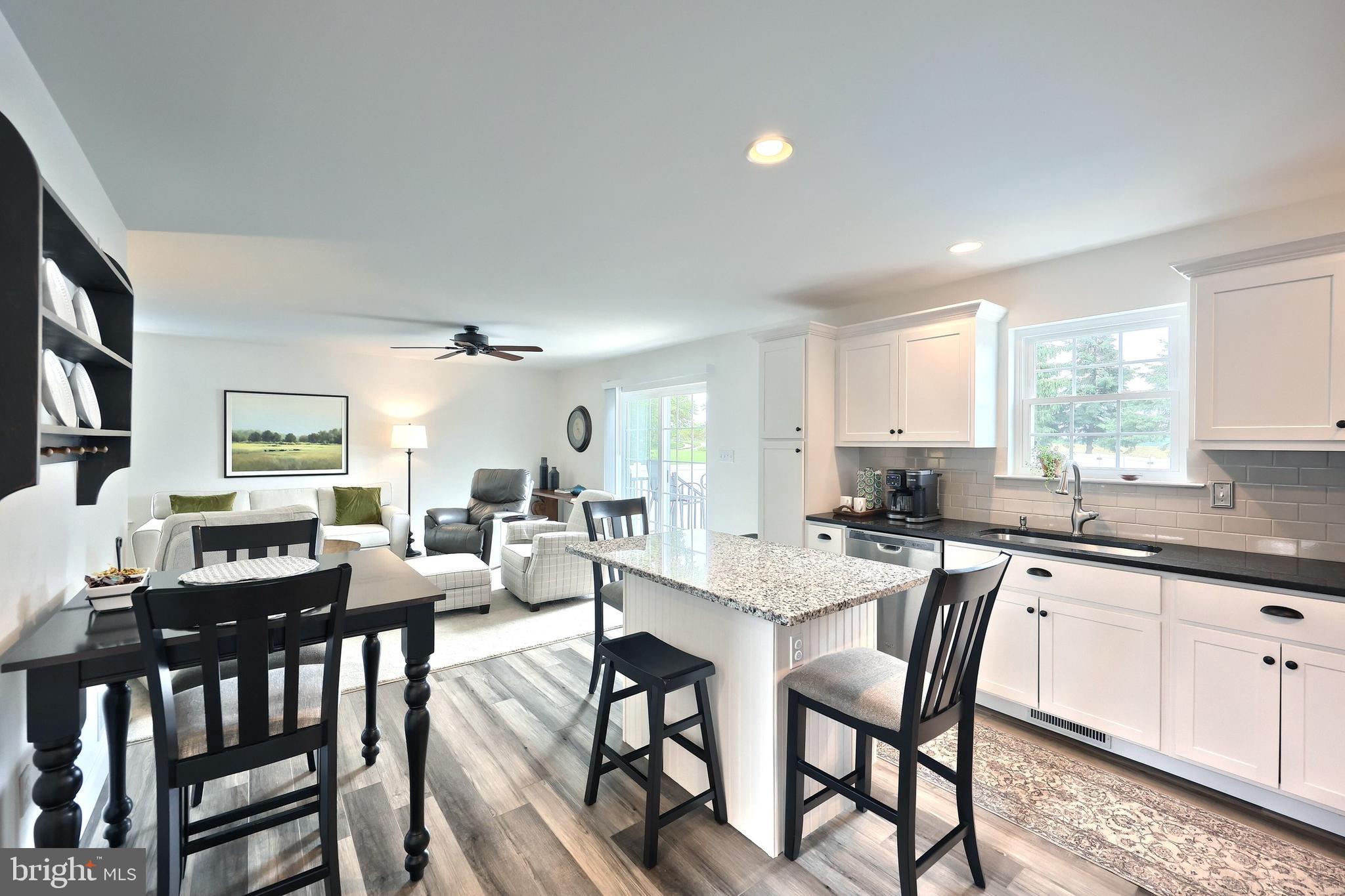 BLOSSOM HILL - Residential