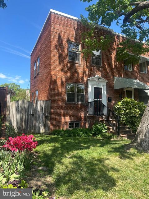 Photo of 516 E Luray Avenue E, ALEXANDRIA, VA 22301 (MLS # VAAX2059594)