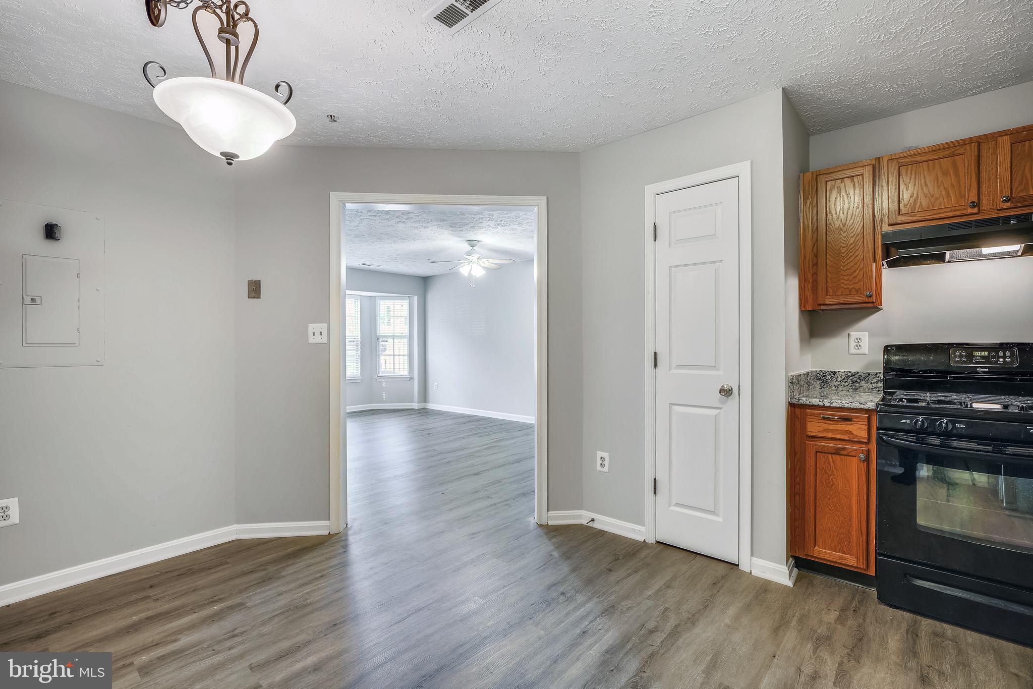 COLUMBIA PARK - Residential Lease