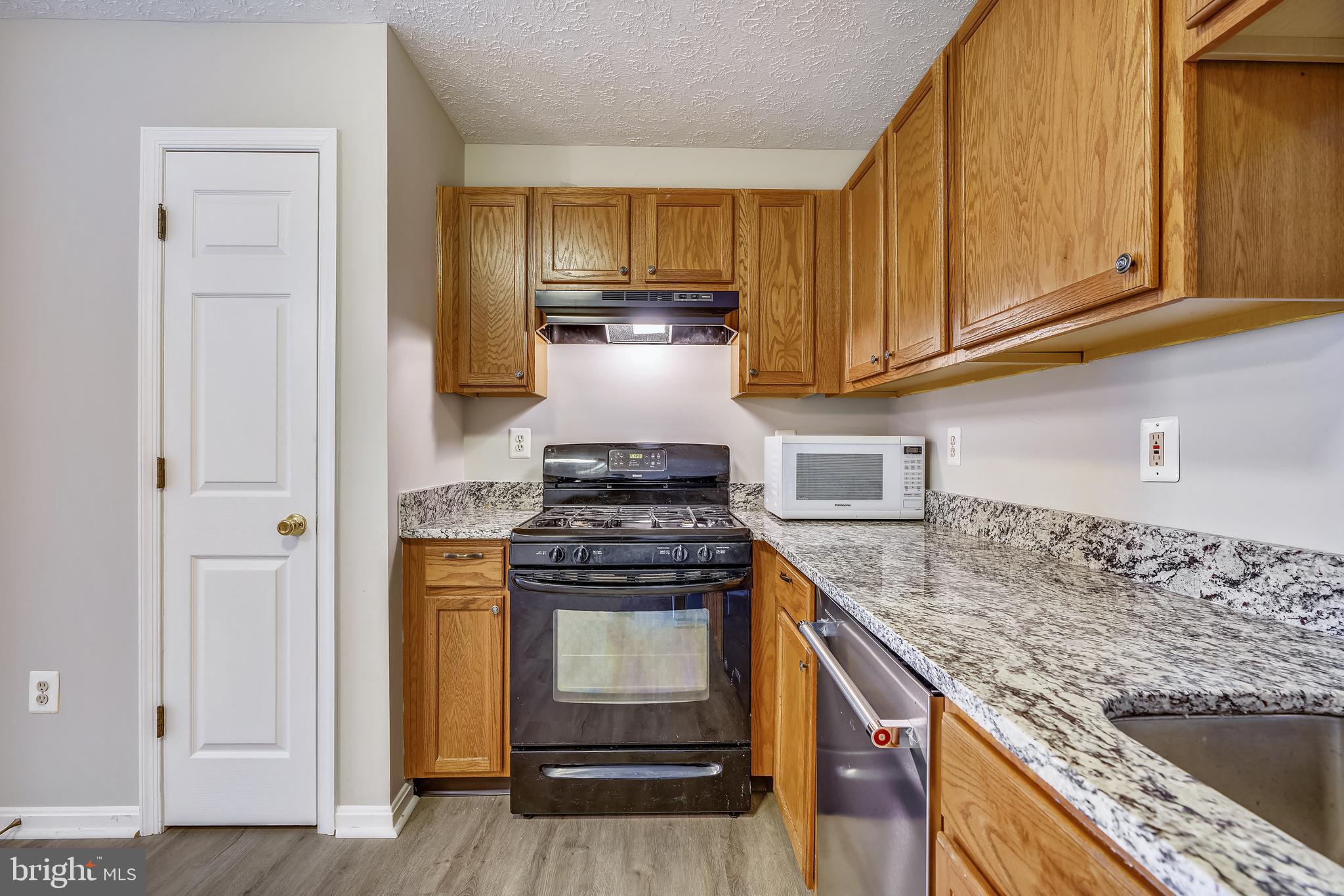 COLUMBIA PARK - Residential Lease