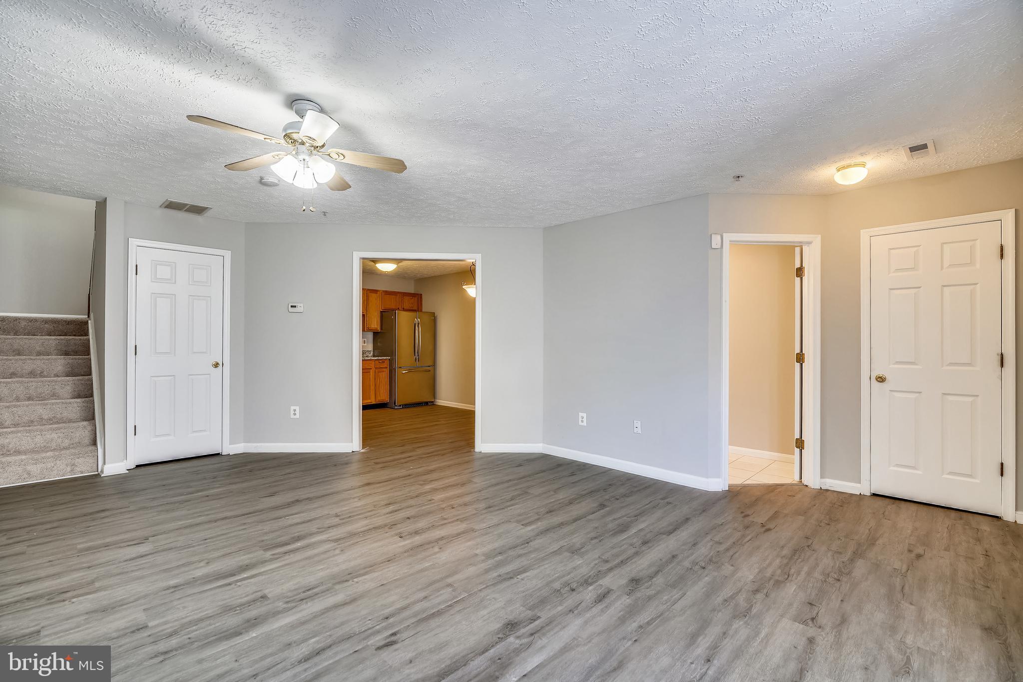 COLUMBIA PARK - Residential Lease