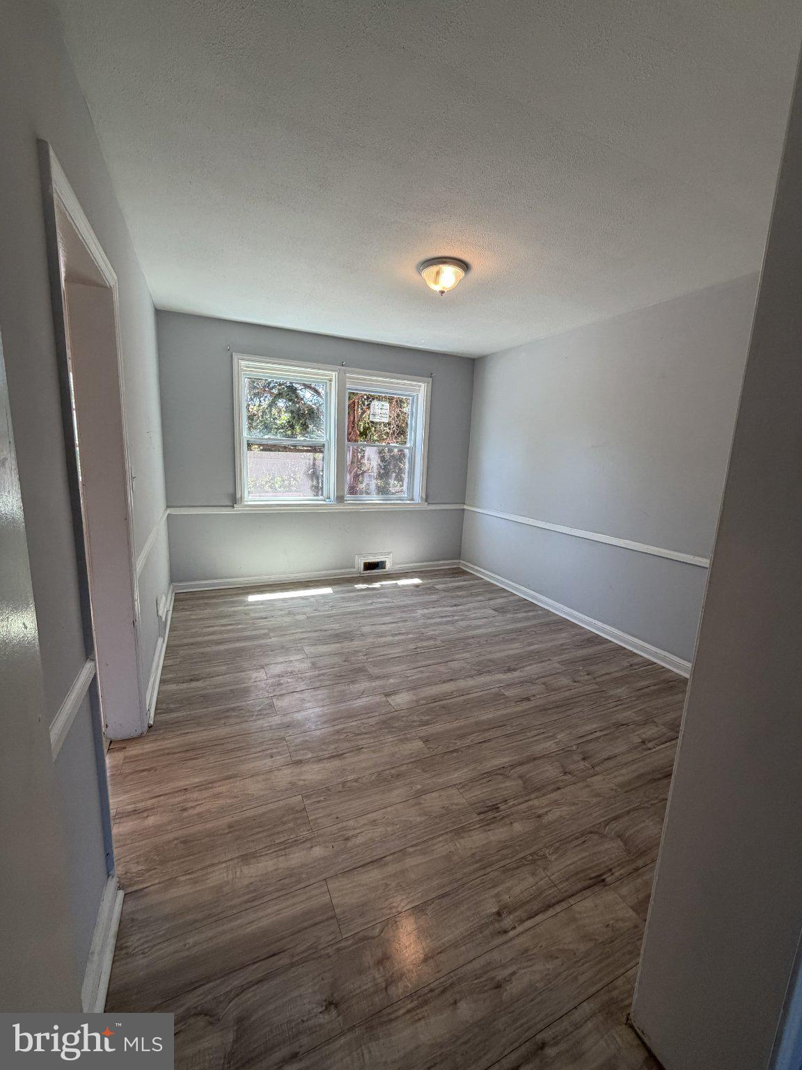RAMBLEWOOD - Residential