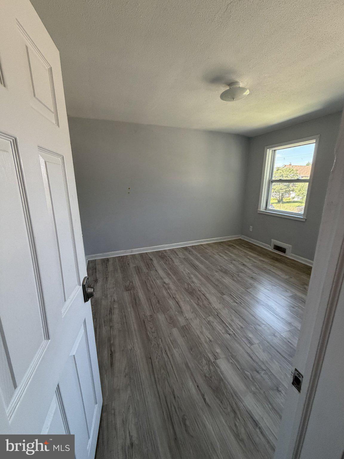 RAMBLEWOOD - Residential