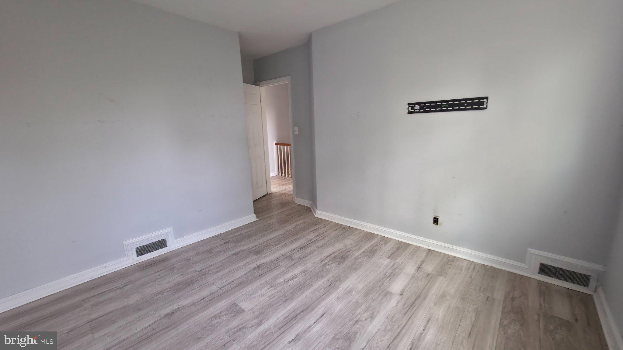 RAMBLEWOOD - Residential