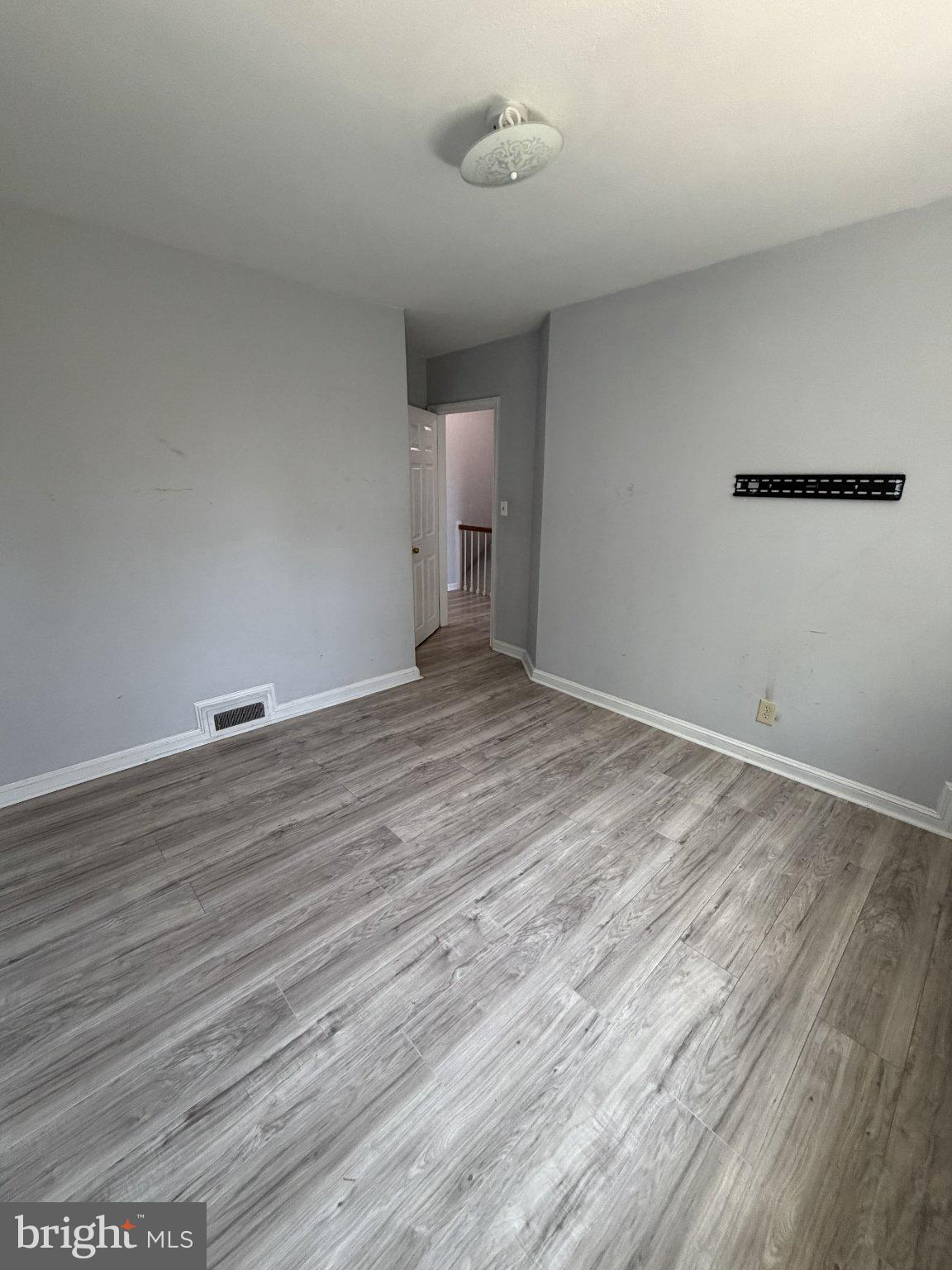 RAMBLEWOOD - Residential