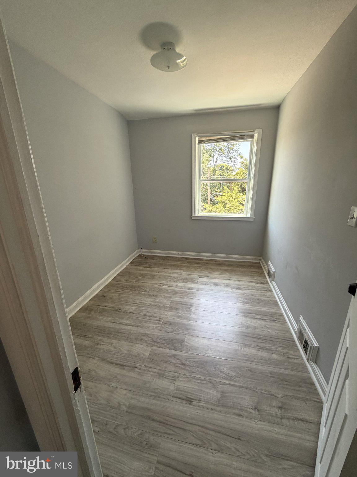 RAMBLEWOOD - Residential