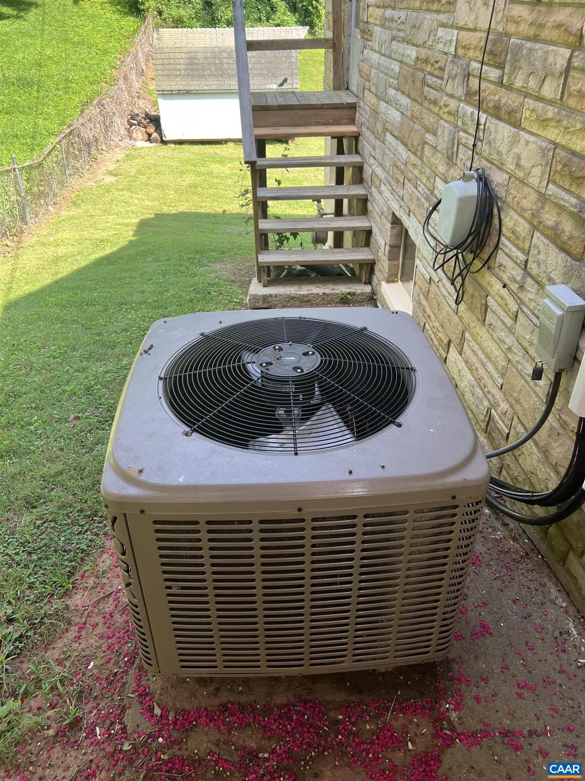 BELMONT - Residential