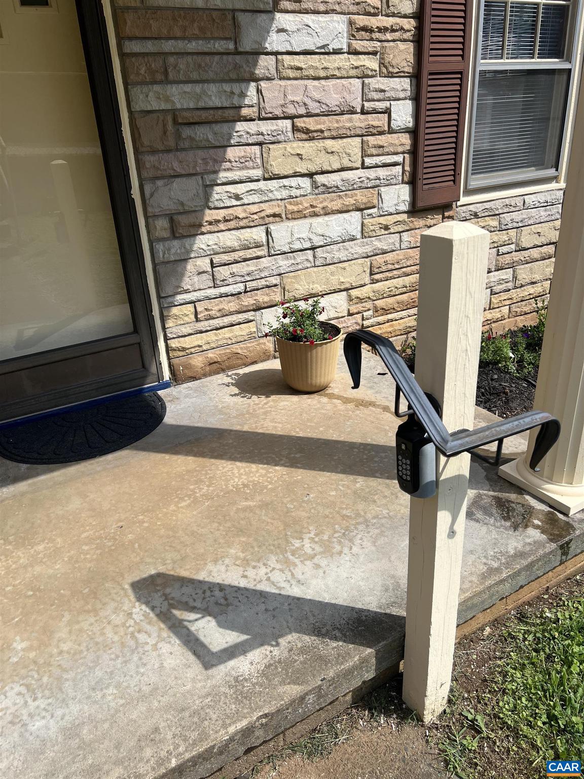 BELMONT - Residential