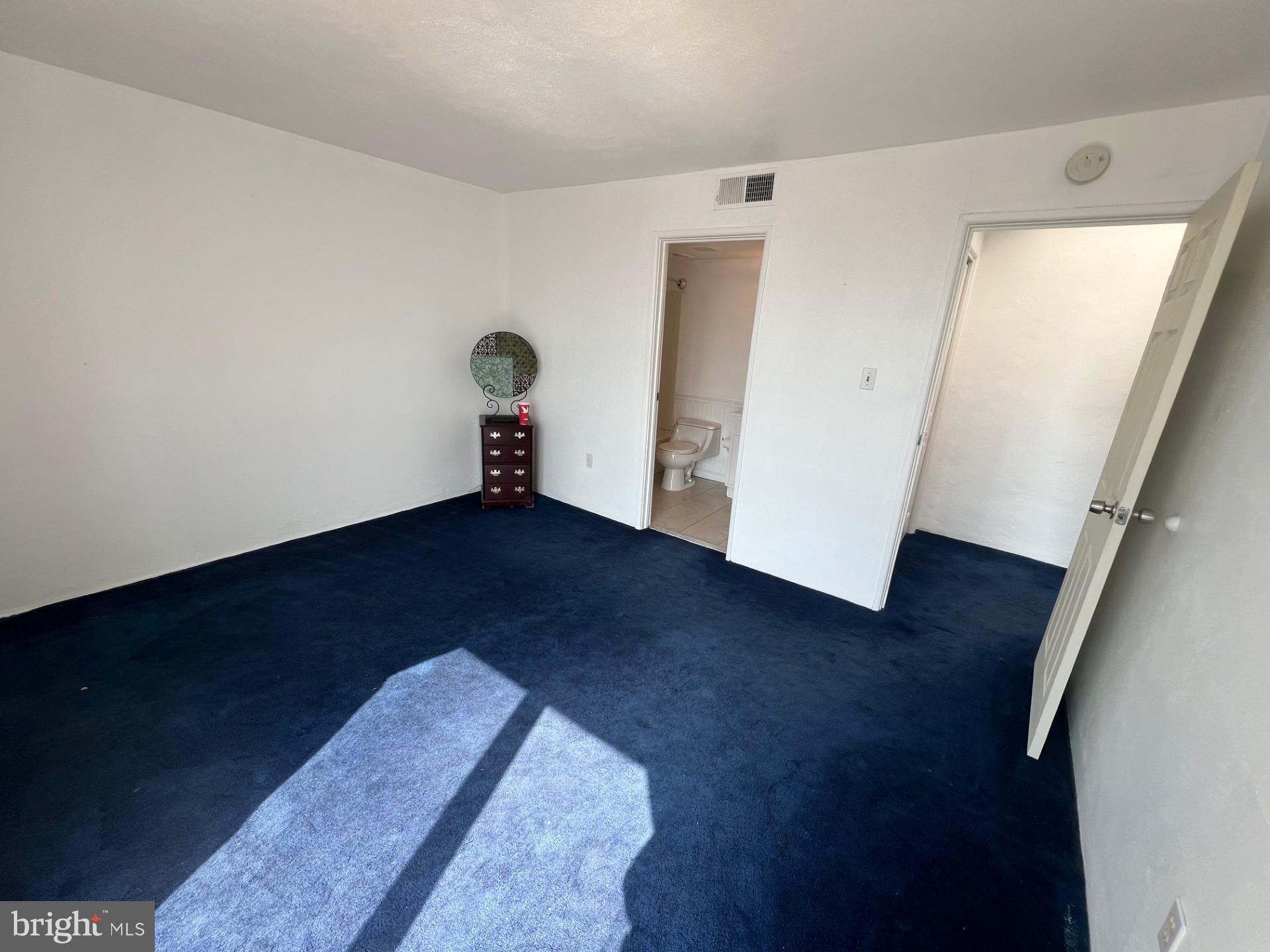 THE SUMMIT - Residential Lease