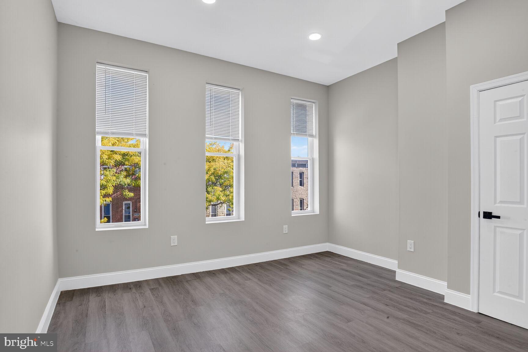 WASHINGTON VILLAGE - Residential Lease