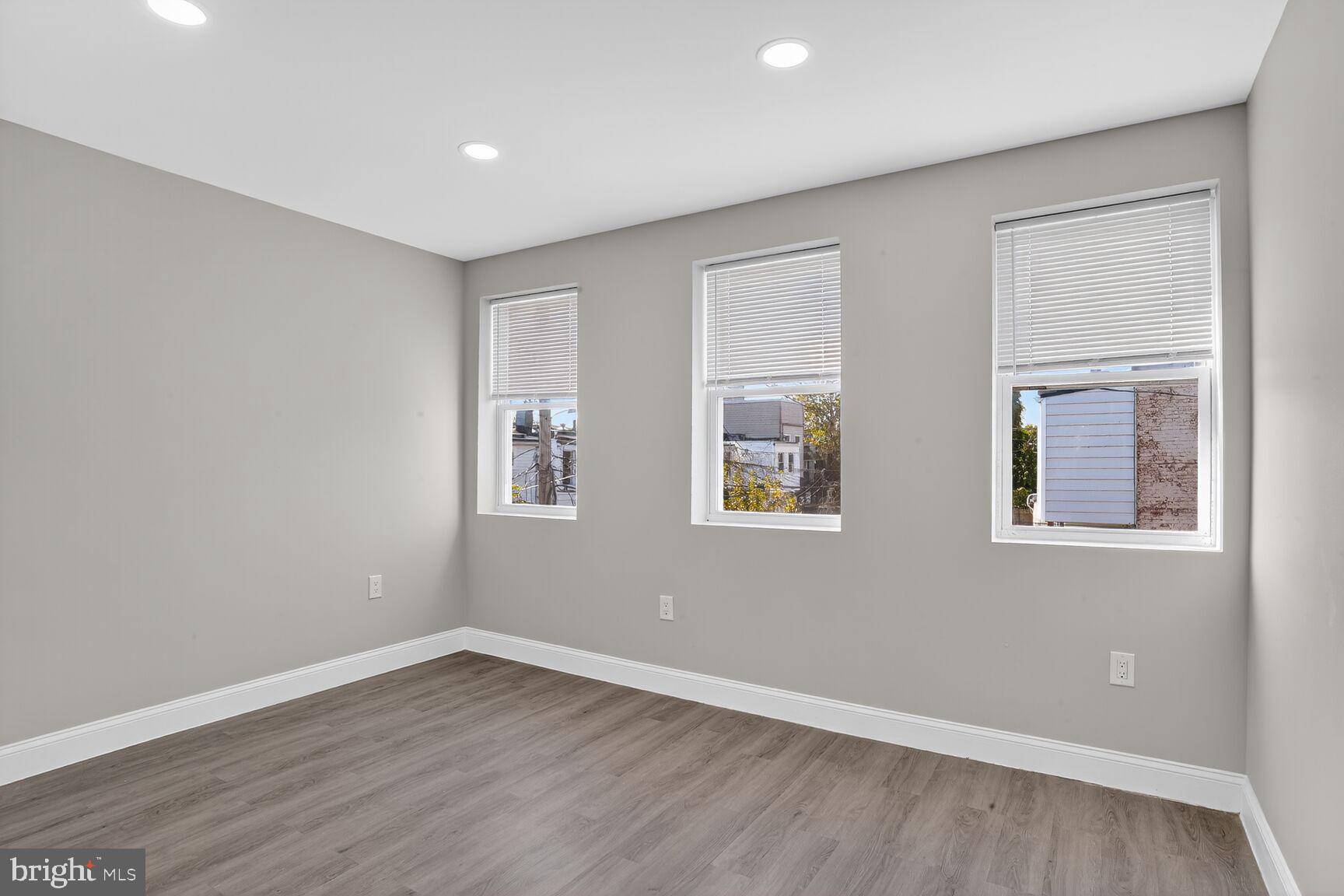 WASHINGTON VILLAGE - Residential Lease