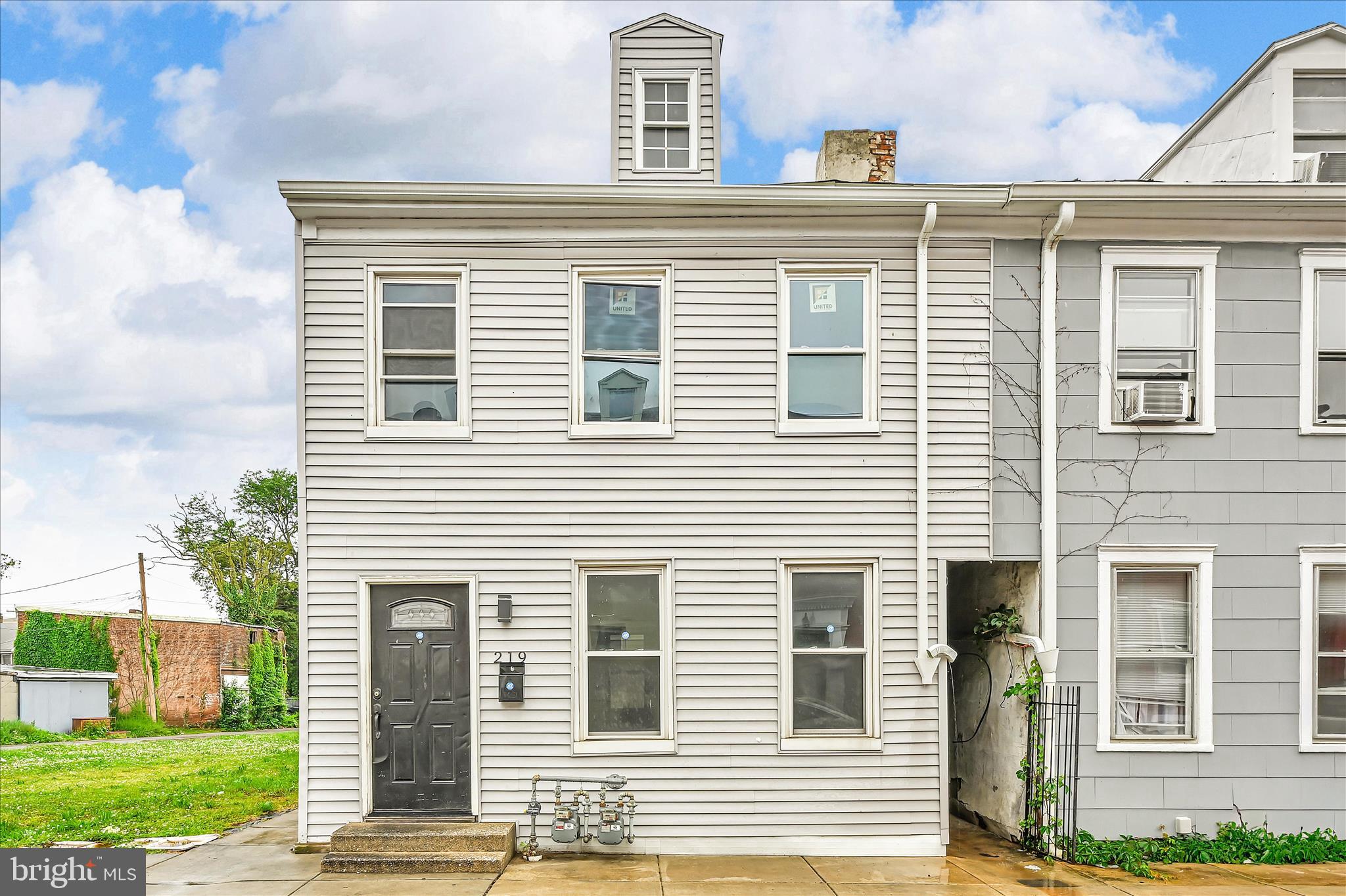 219 WALNUT STREET