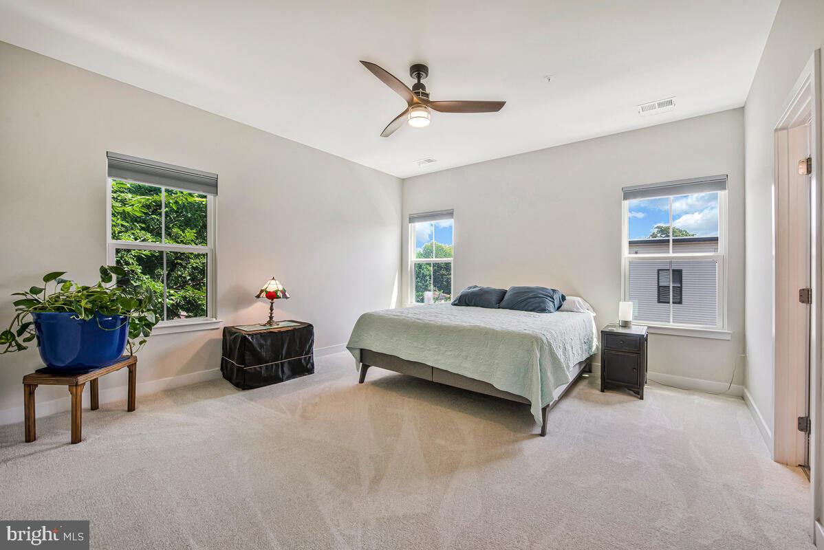 VILLAGE OF TOWNE SQUARE - Residential