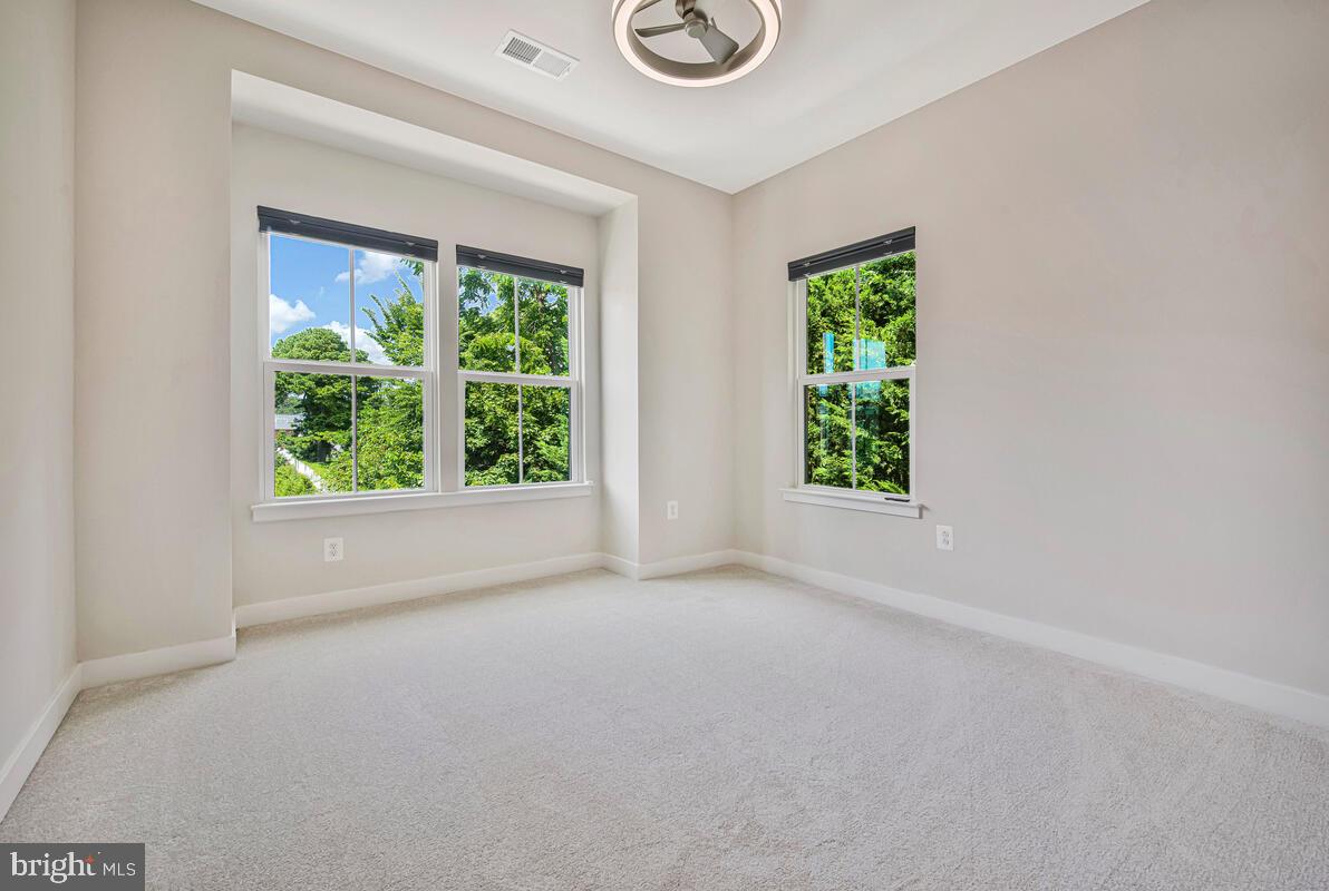 VILLAGE OF TOWNE SQUARE - Residential