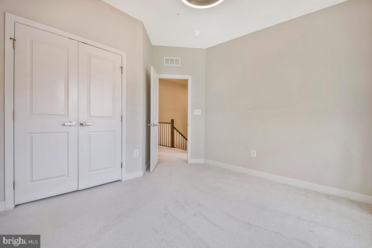 VILLAGE OF TOWNE SQUARE - Residential