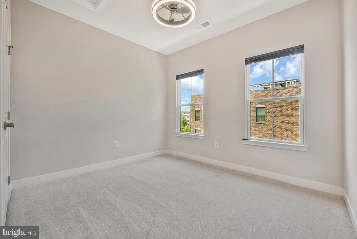 VILLAGE OF TOWNE SQUARE - Residential