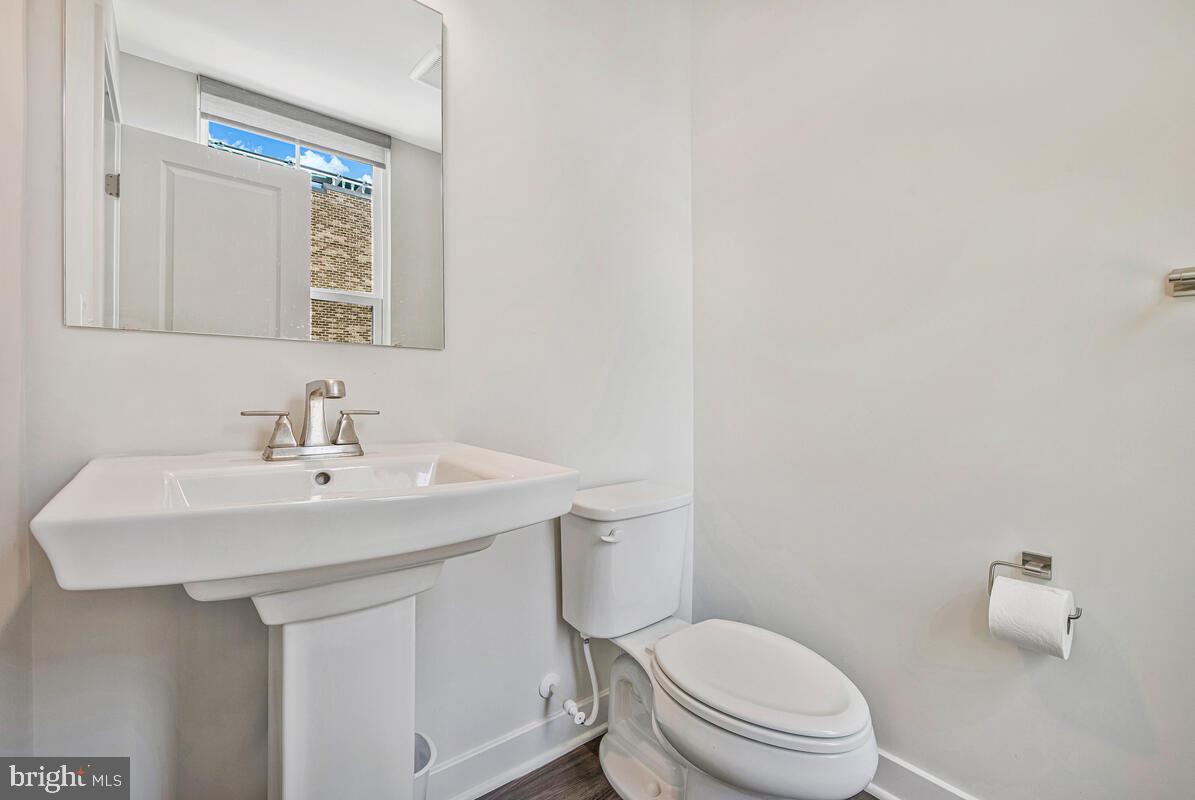 VILLAGE OF TOWNE SQUARE - Residential