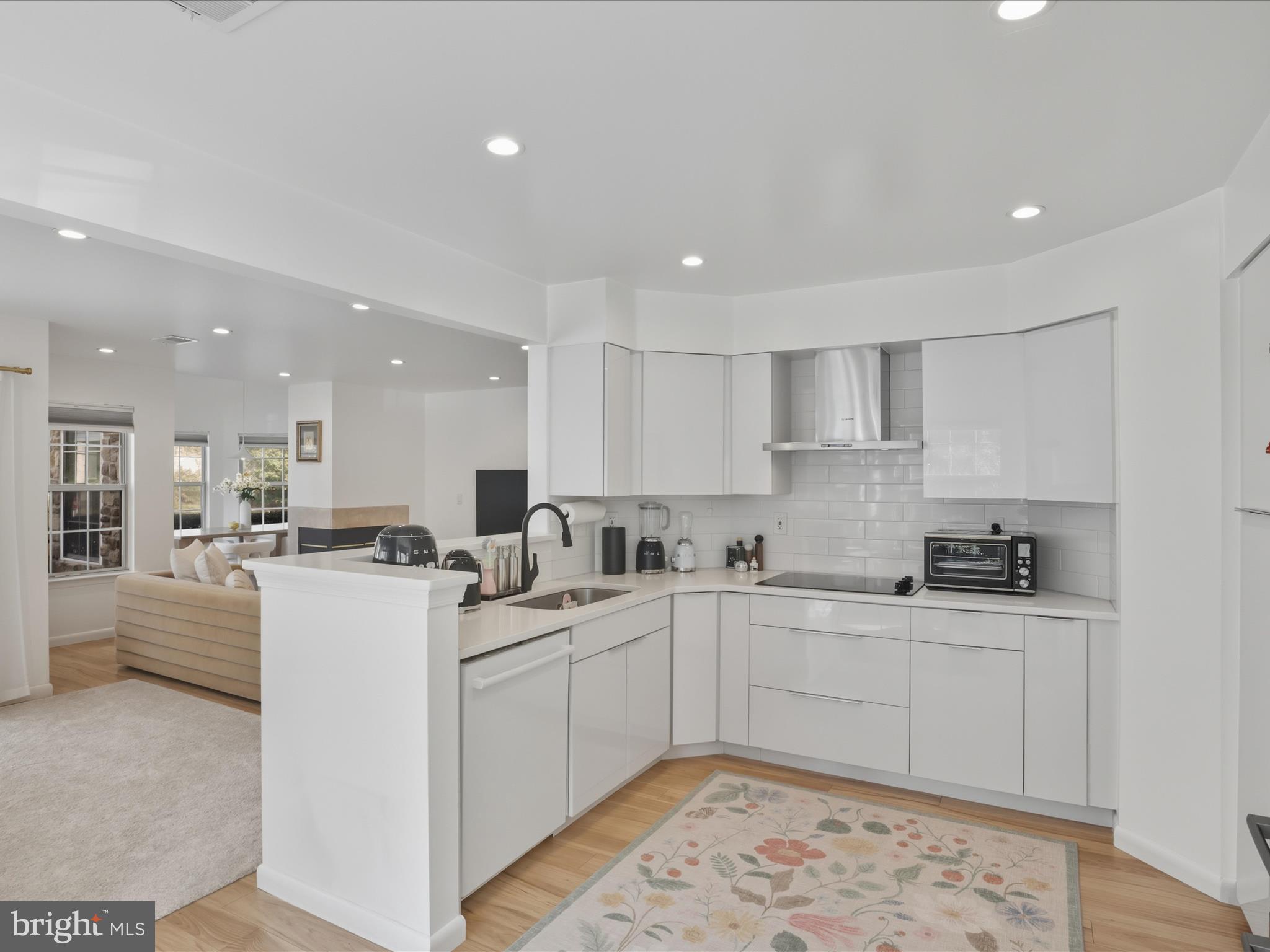 WILLOUGHBYS RIDGE - Residential