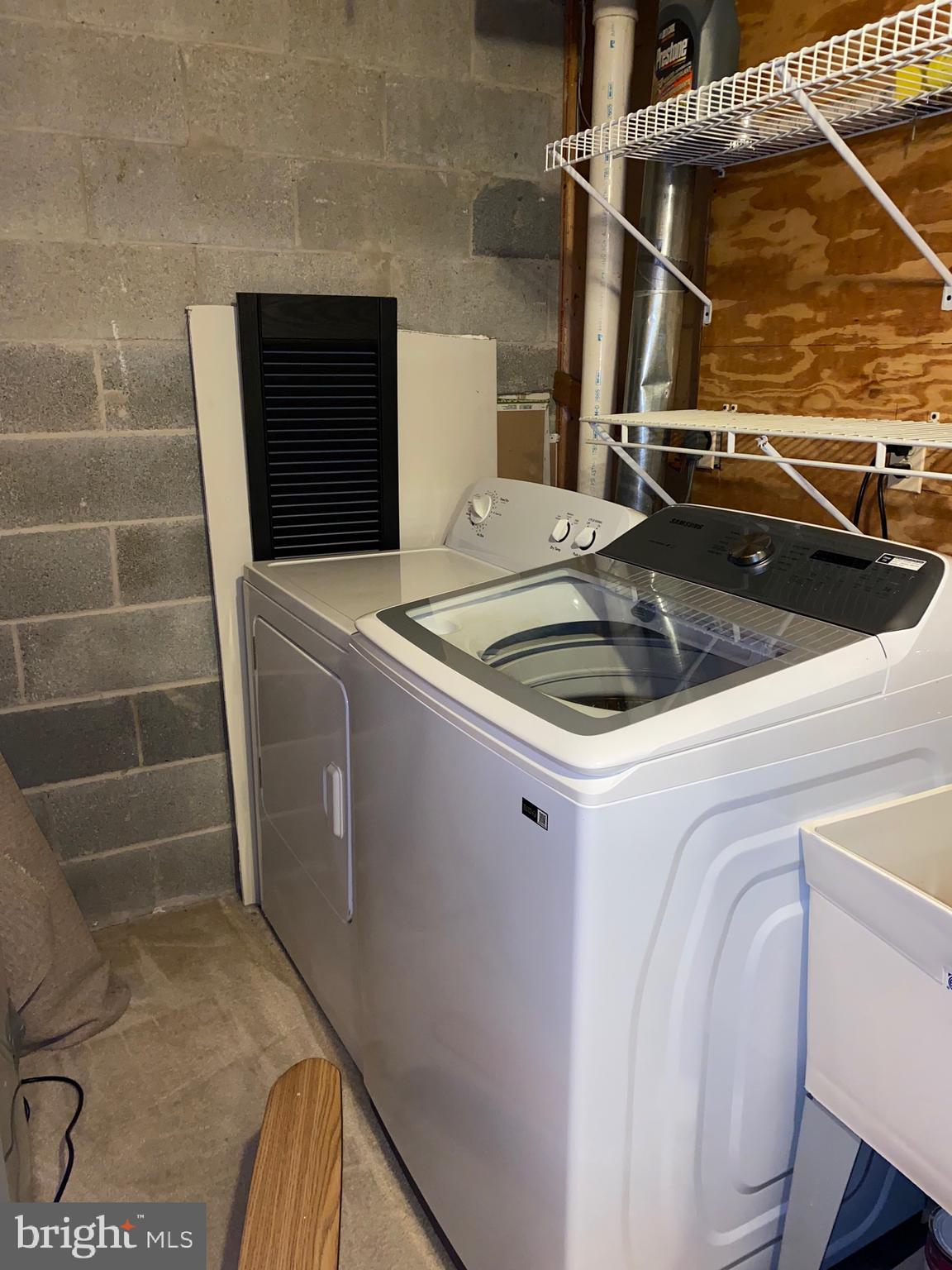 KINGS CONTRIVANCE - Residential Lease