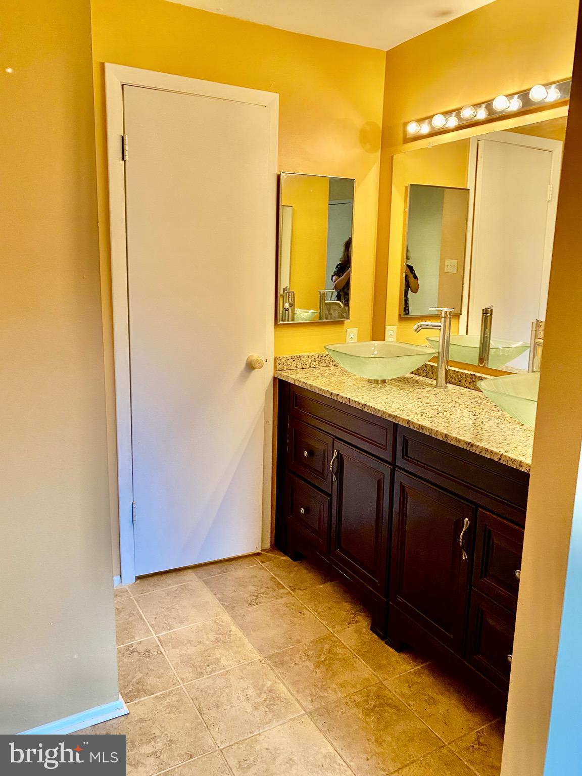 KINGS CONTRIVANCE - Residential Lease