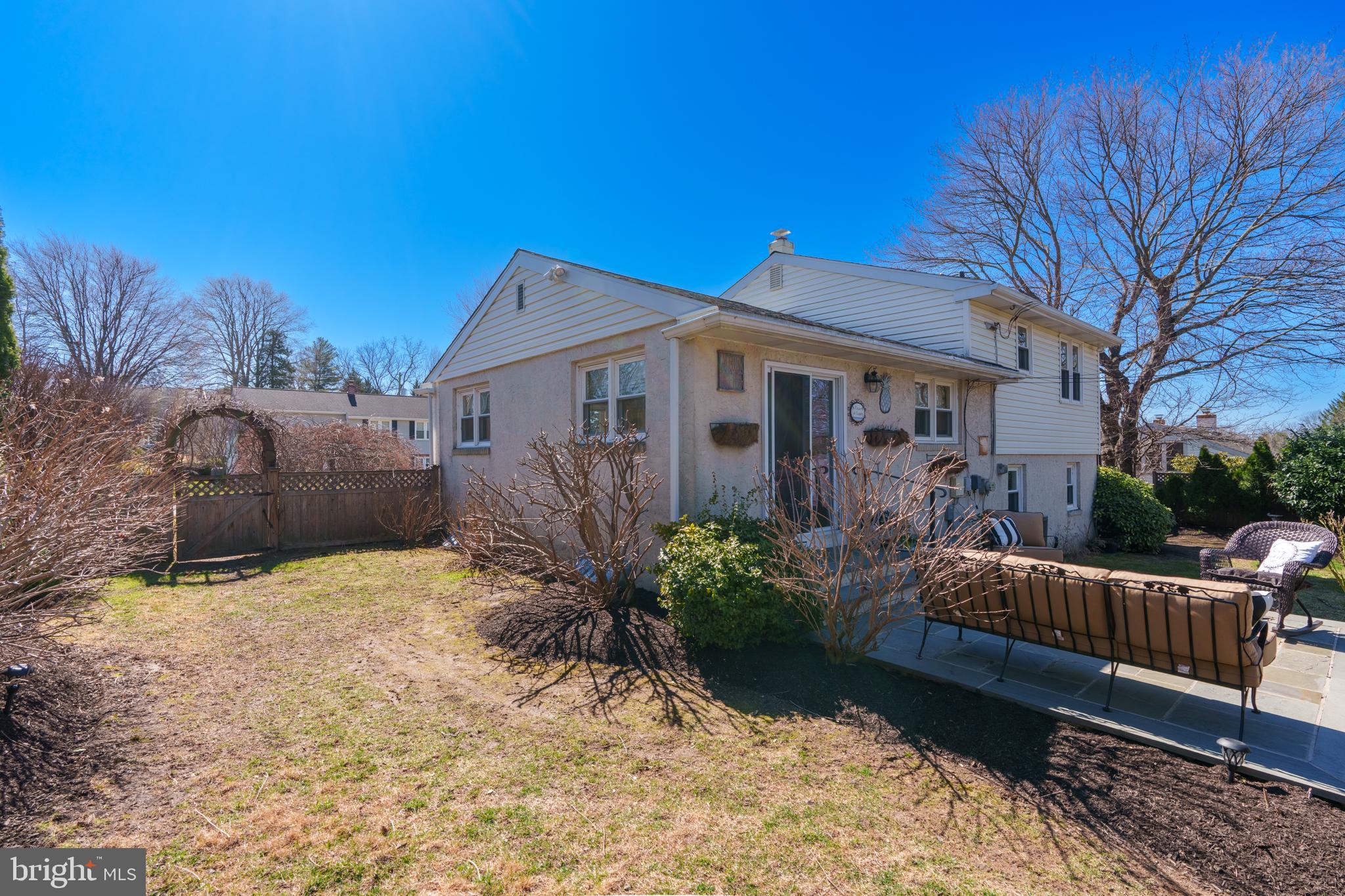 MAYFIELD - Residential