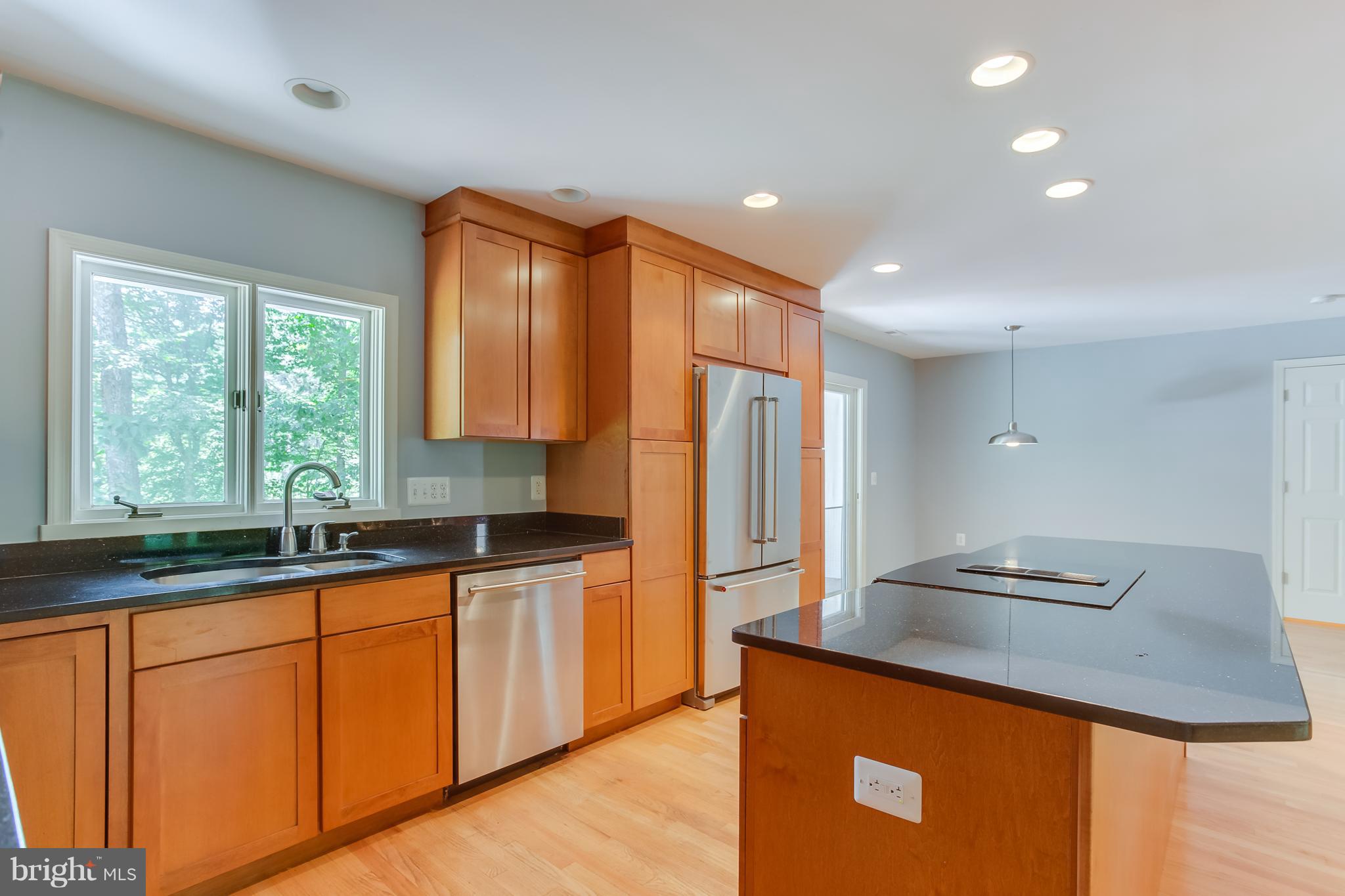 MOTTS RUN ESTATES - Residential