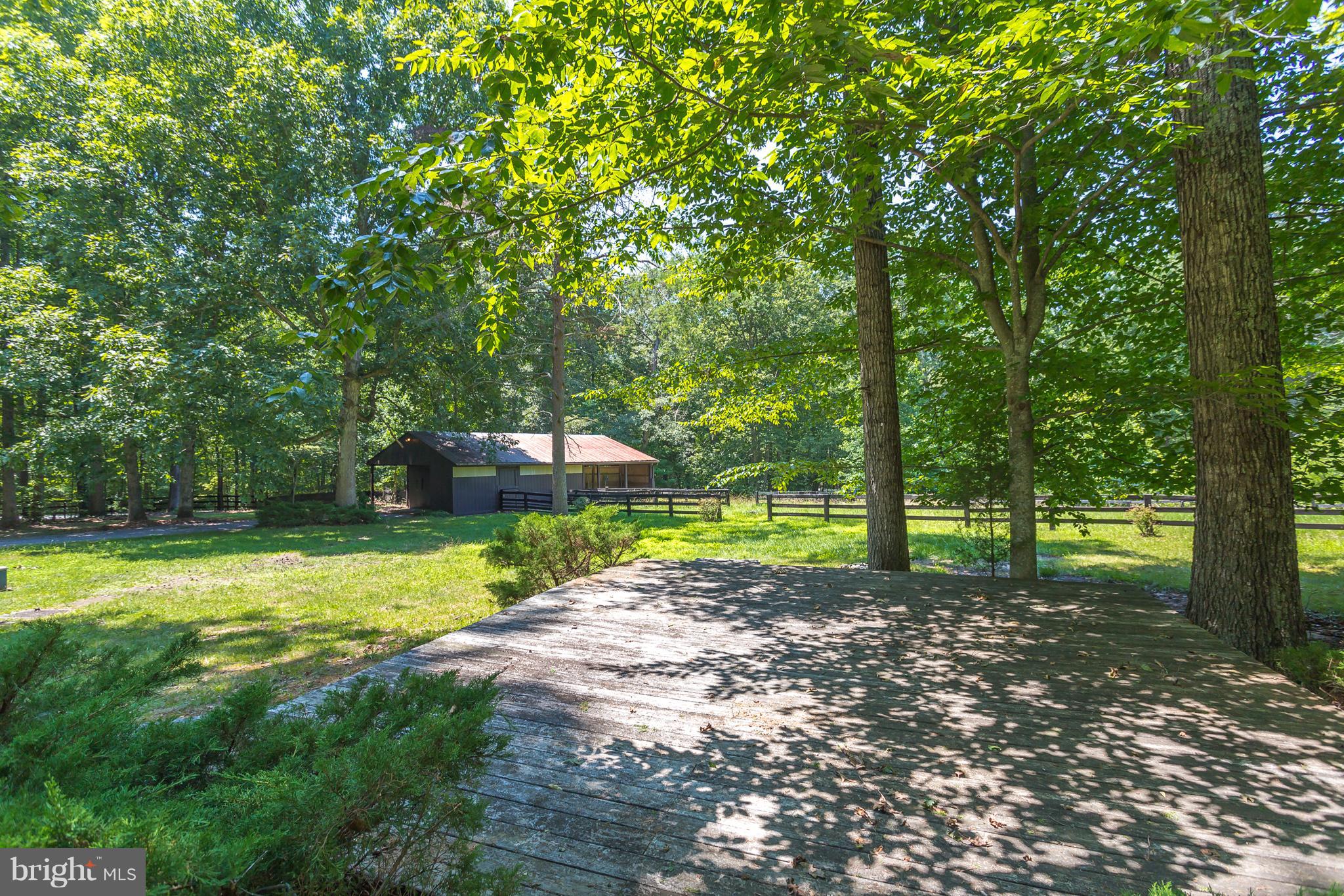 MOTTS RUN ESTATES - Residential