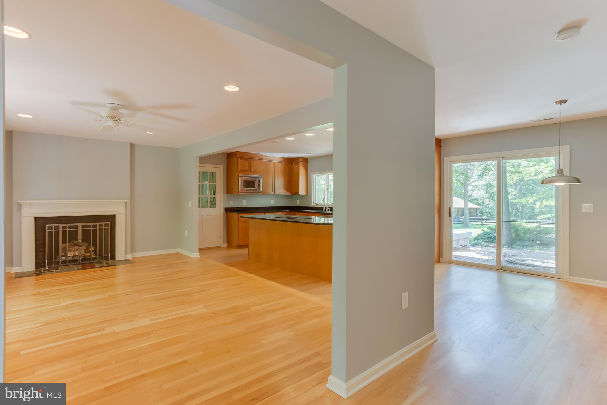 MOTTS RUN ESTATES - Residential