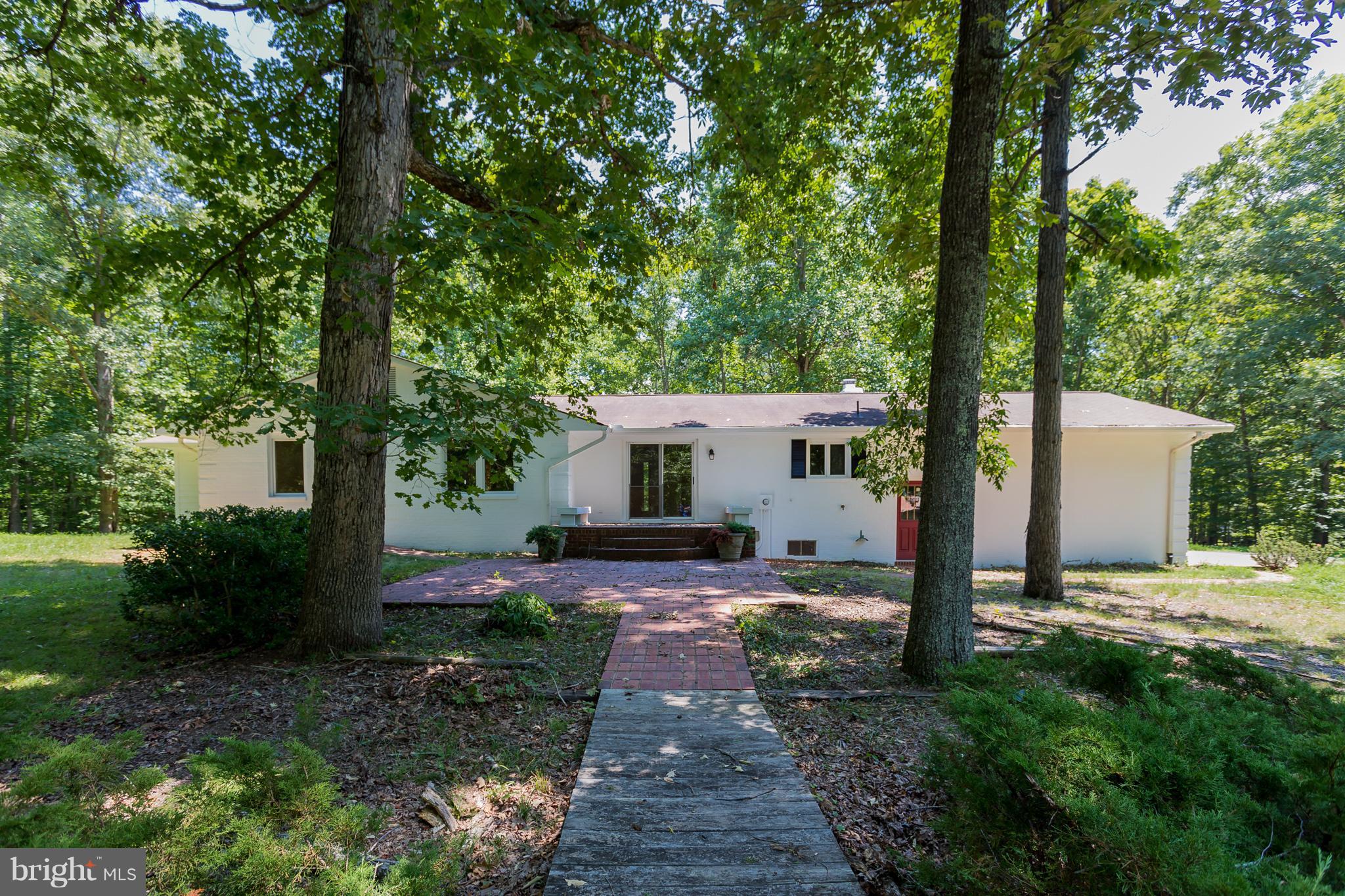 MOTTS RUN ESTATES - Residential