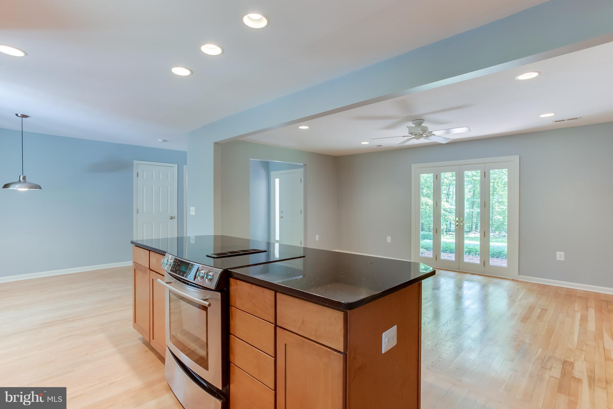 MOTTS RUN ESTATES - Residential