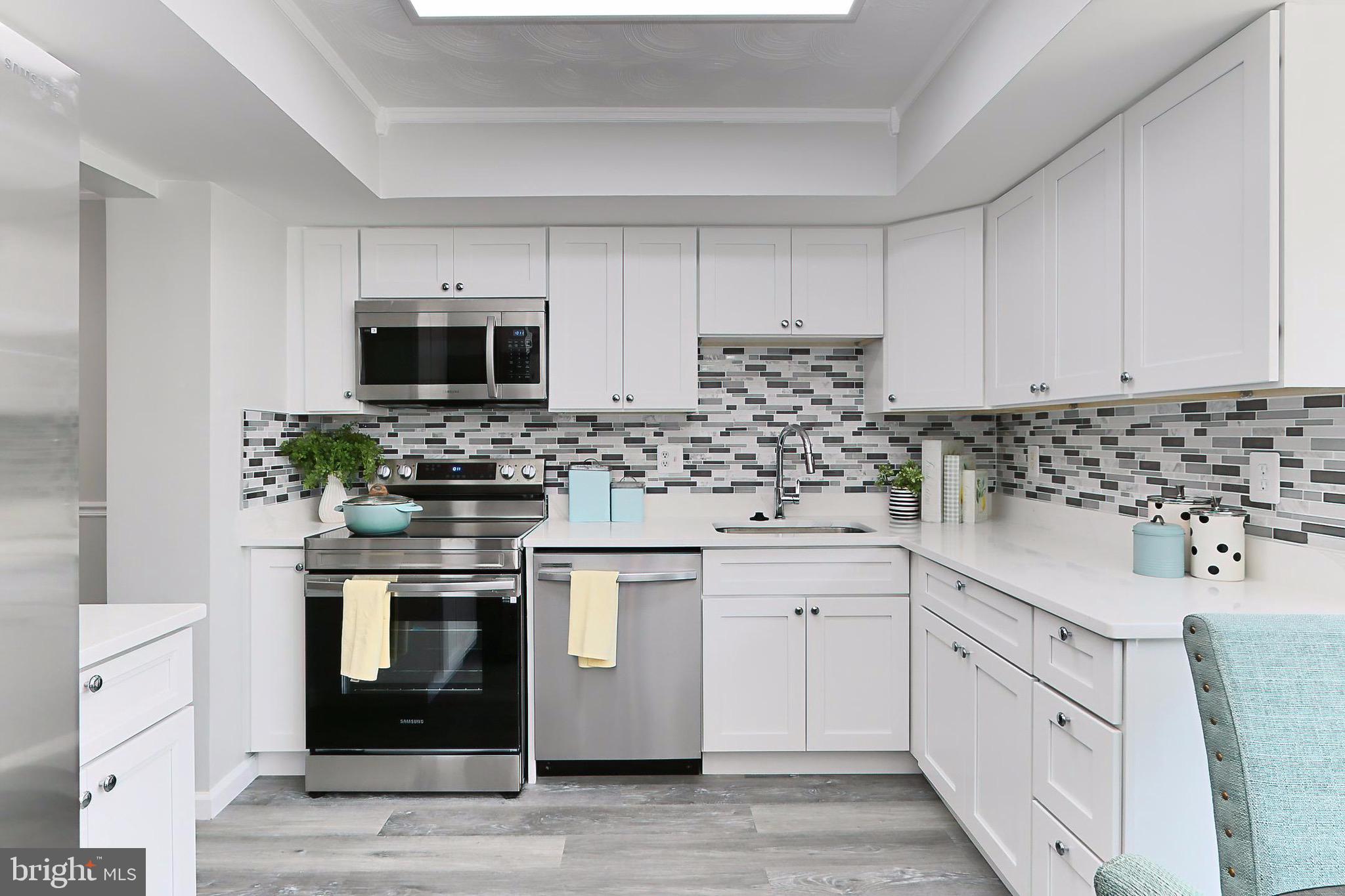 GIDEON SQUARE - Residential