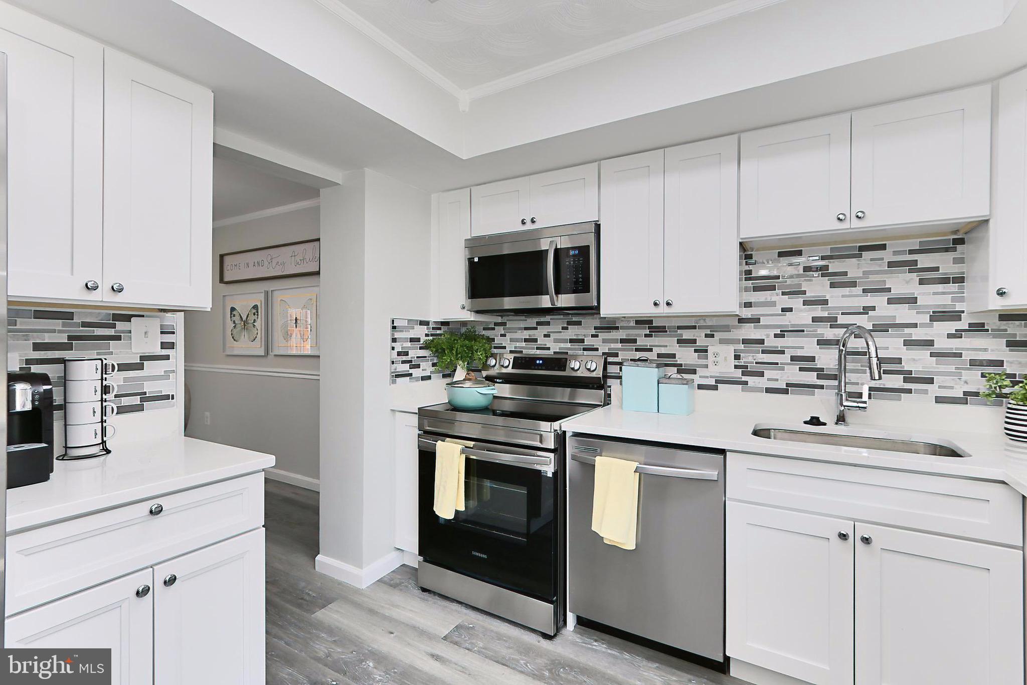 GIDEON SQUARE - Residential