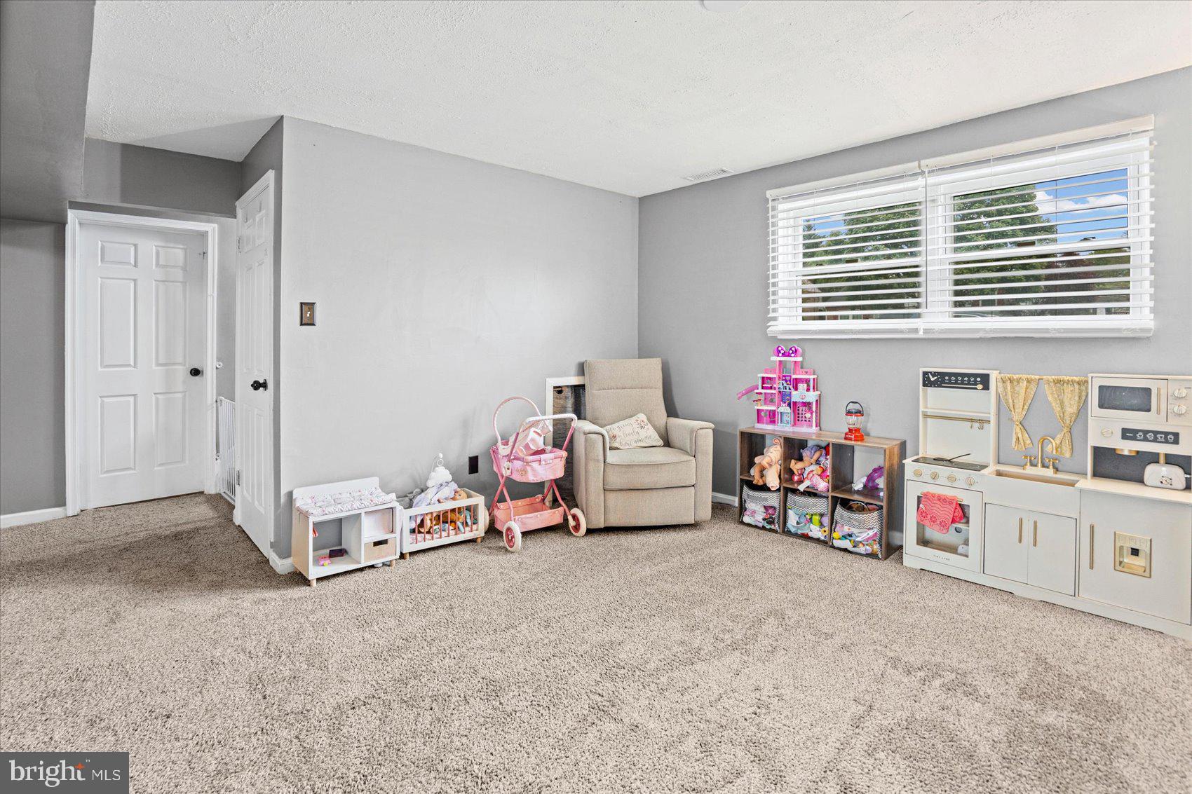 OAKHURST - Residential