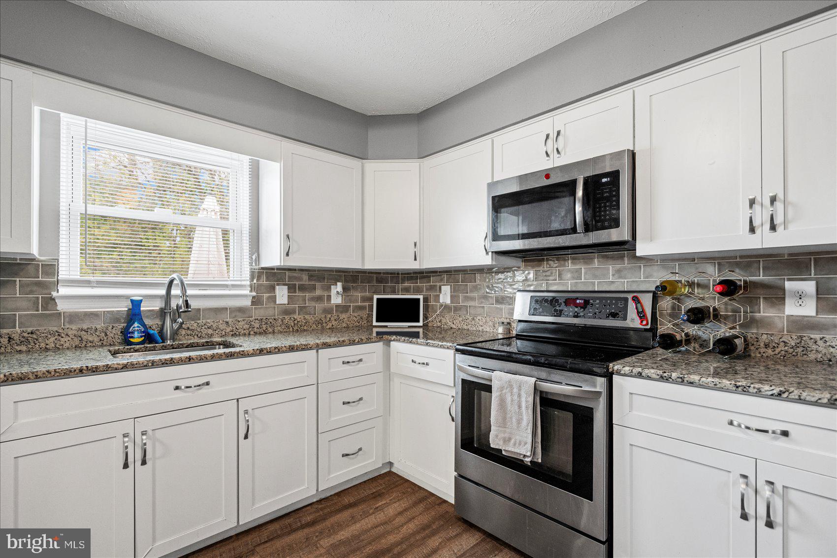 OAKHURST - Residential