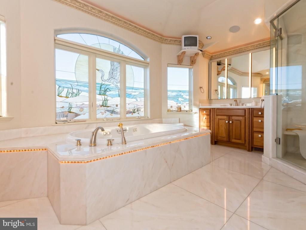 CHANCELLERY - Residential