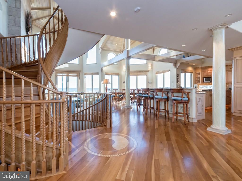 CHANCELLERY - Residential