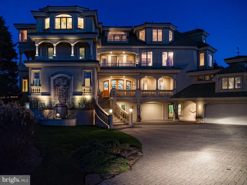 CHANCELLERY - Residential