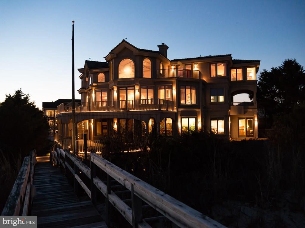 CHANCELLERY - Residential