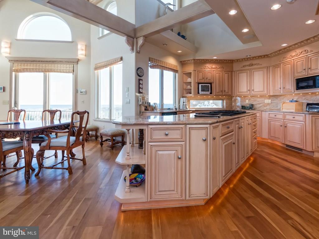 CHANCELLERY - Residential