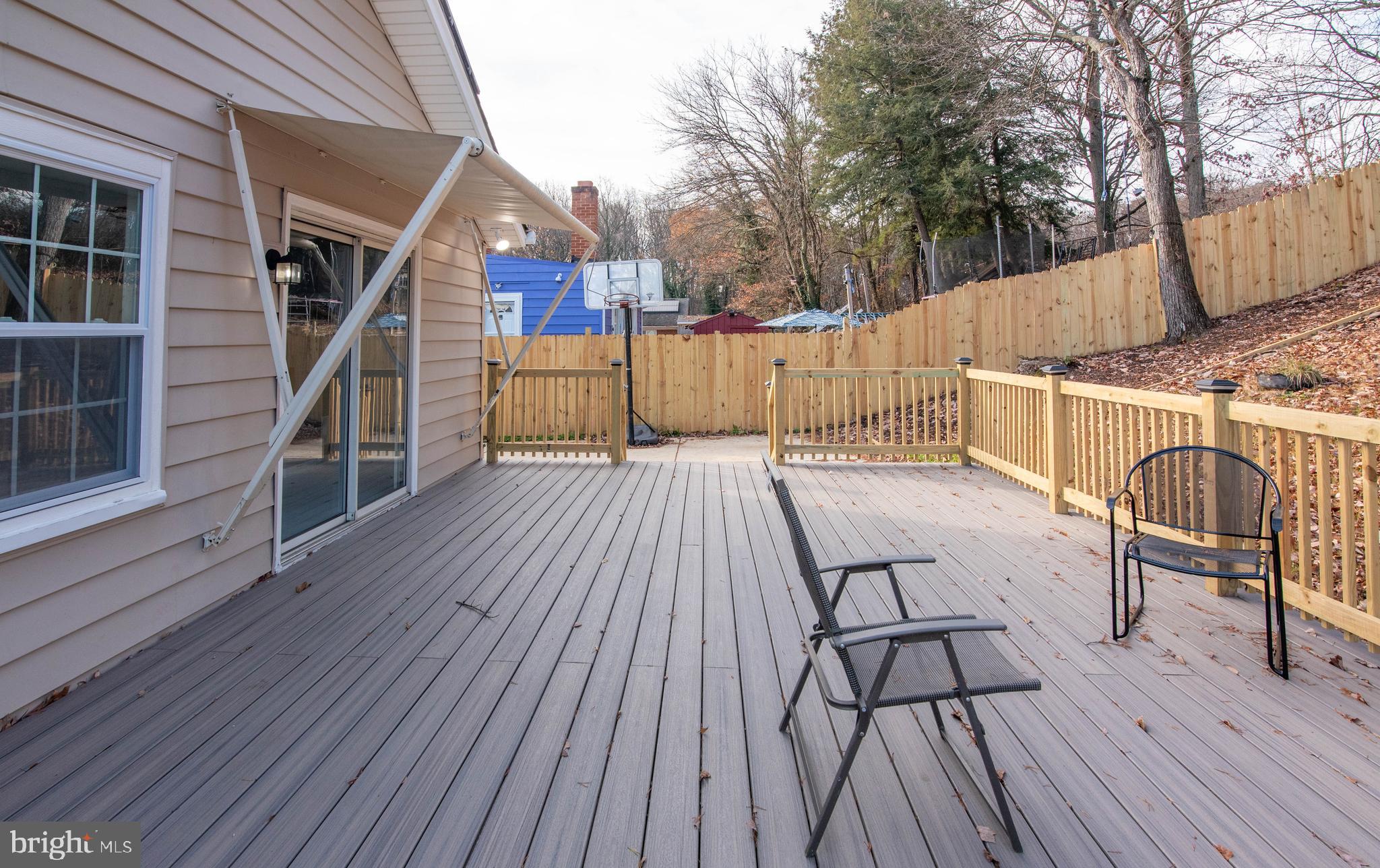 LANDOVER KNOLLS - Residential