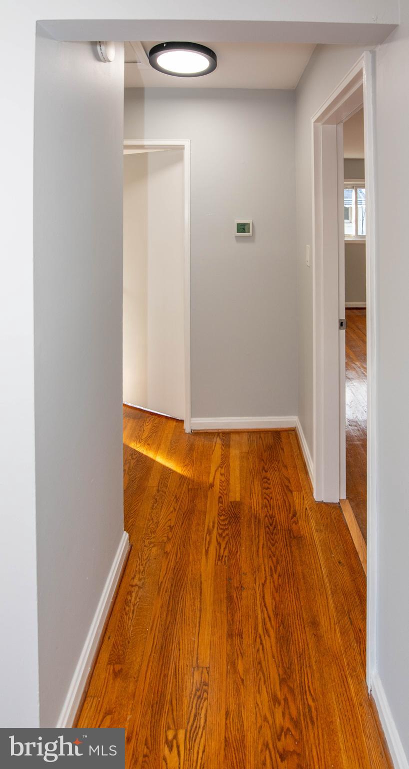 LANDOVER KNOLLS - Residential