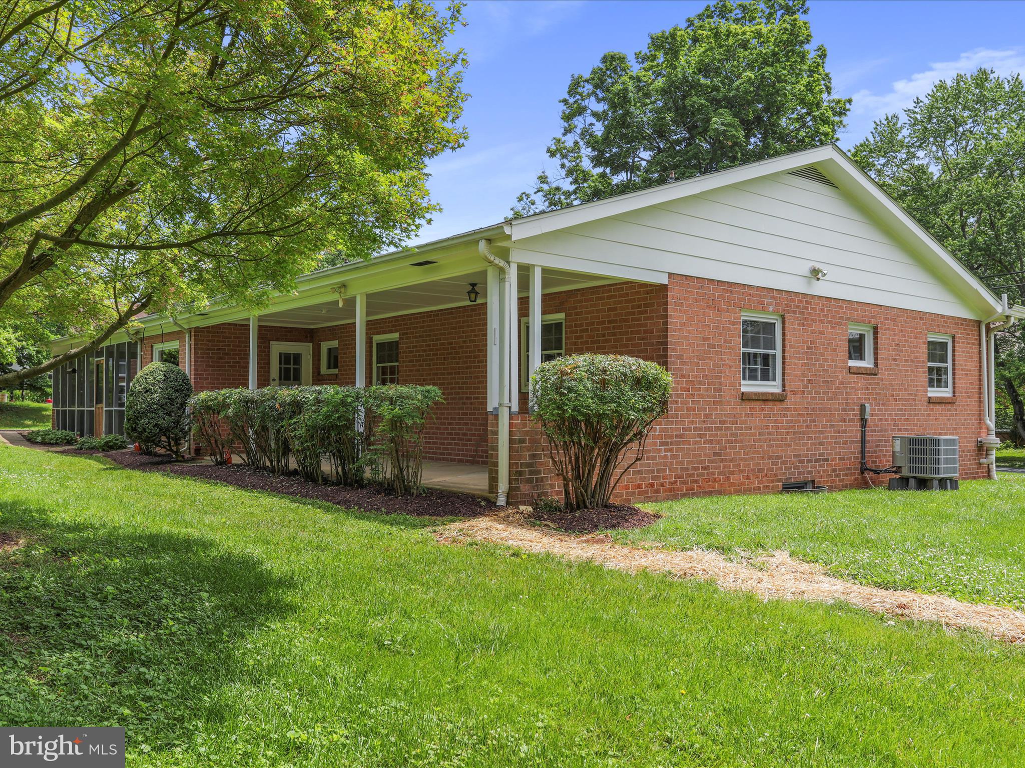 SHEPHERDSTOWN - Residential