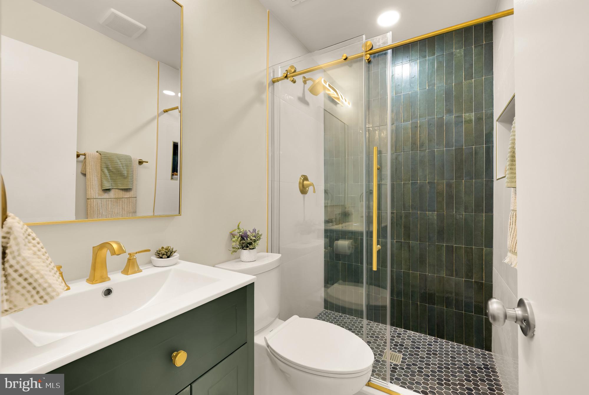 TILDEN WOODS - Residential