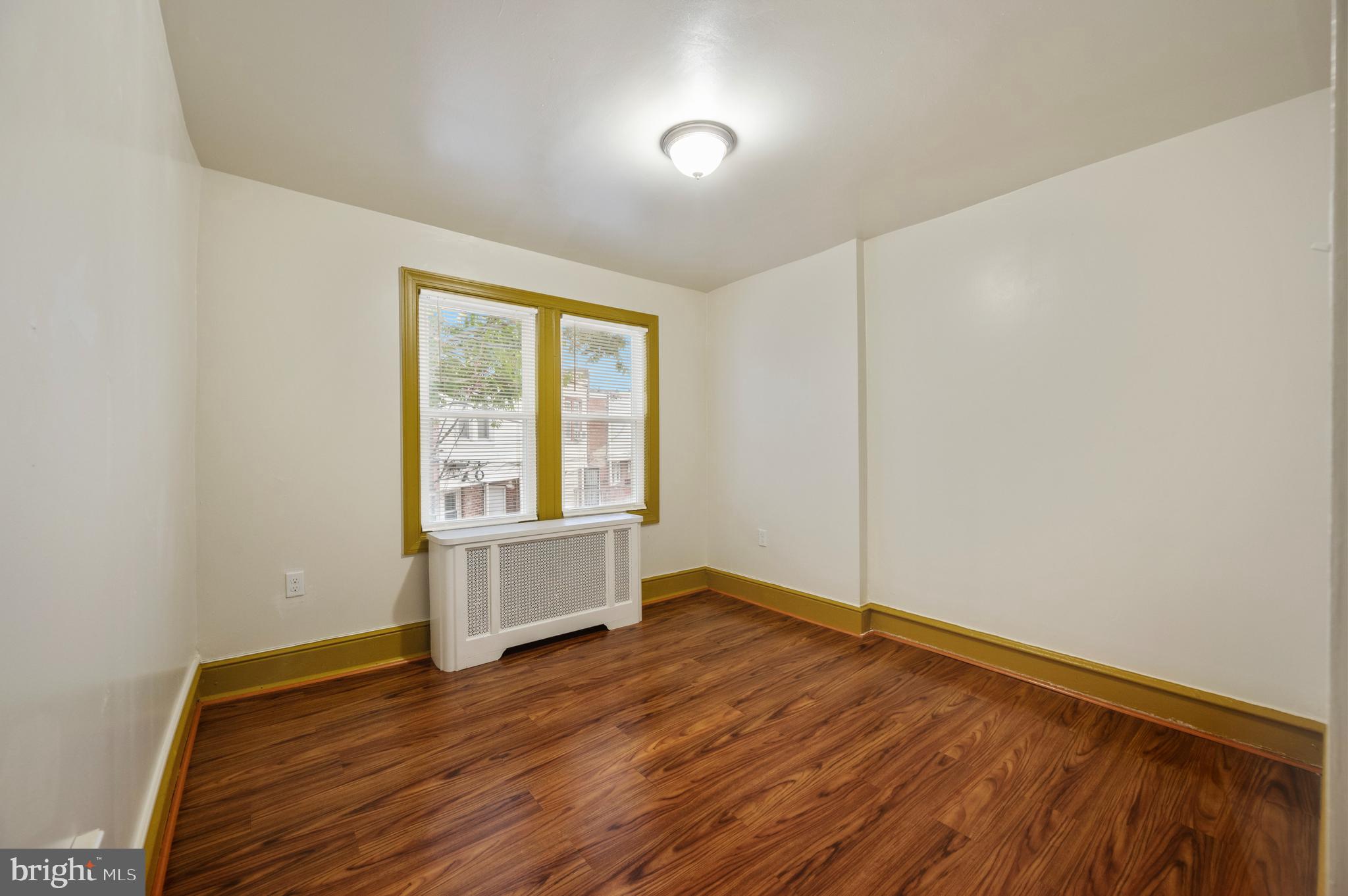 WEST OAK LANE - Residential