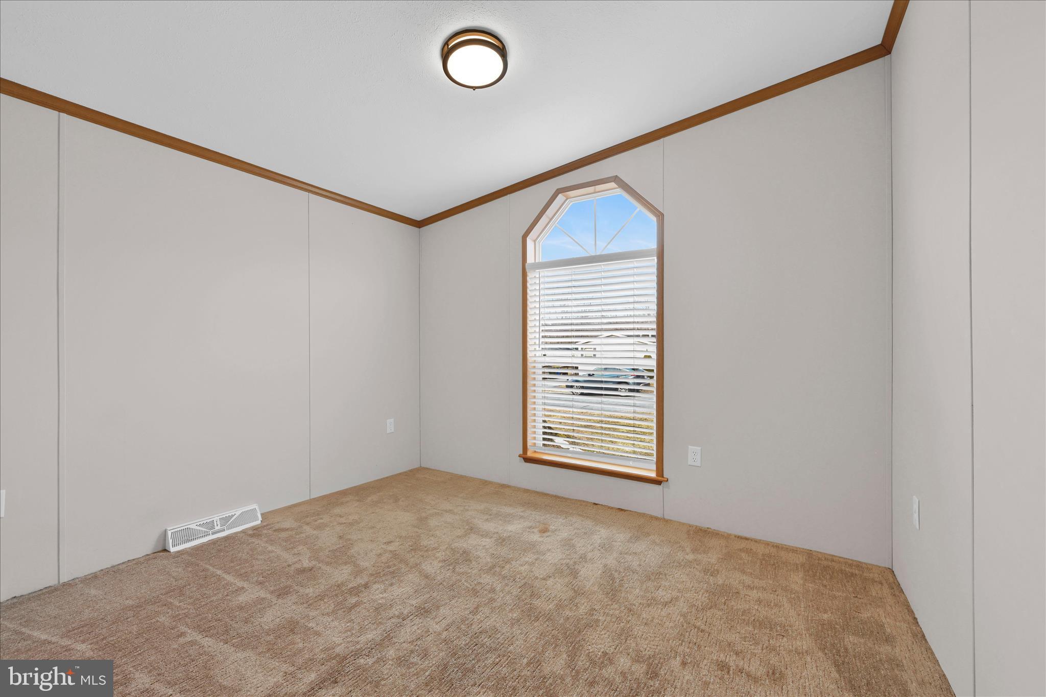 BROWNSTONE PARK - Residential