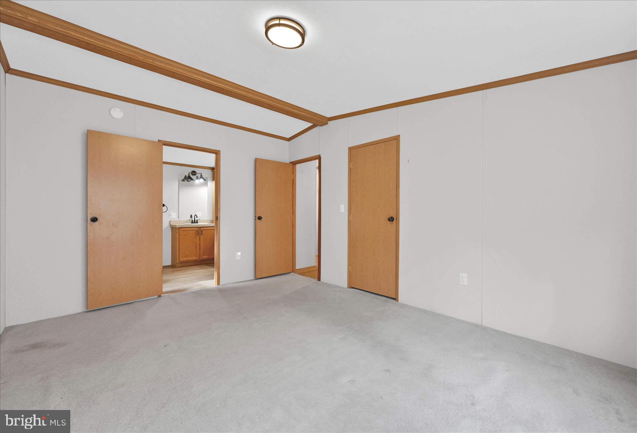 BROWNSTONE PARK - Residential